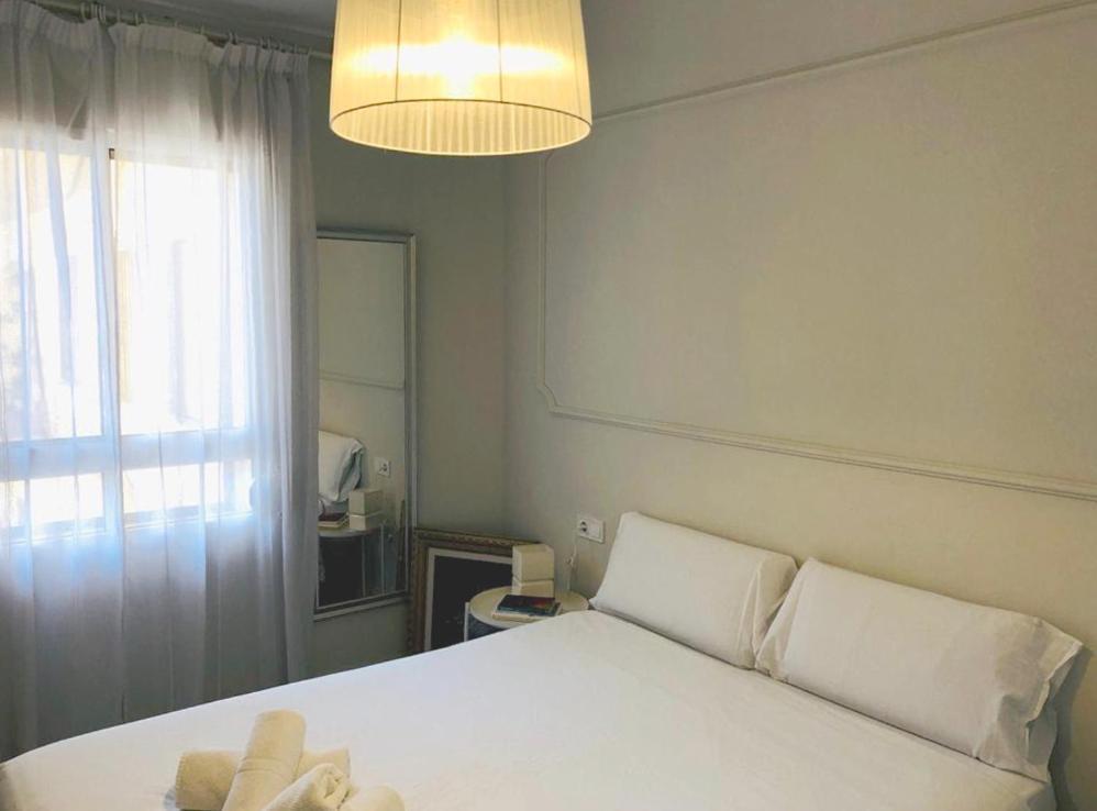 Apartamento A 50 Metros De La Playa Malagueta Con Vistas Al Mar Malaga Exterior photo